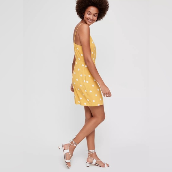 Aritzia Dresses & Skirts - Wilfred
Isabelle Dress